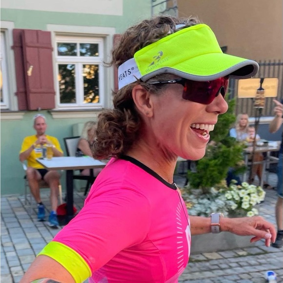 Meet your Posher, Phaedra - Picture 2 of 2